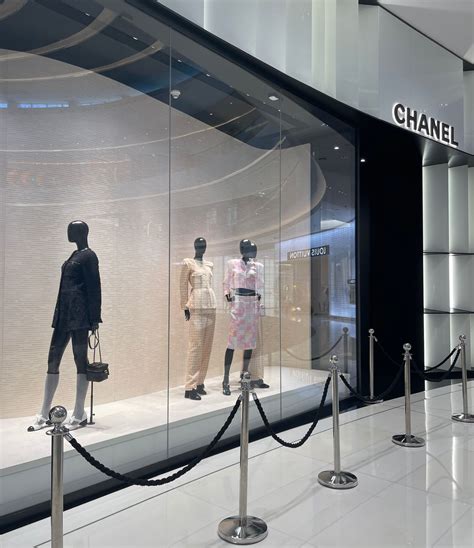 chanel worker salary|chanel advisor.